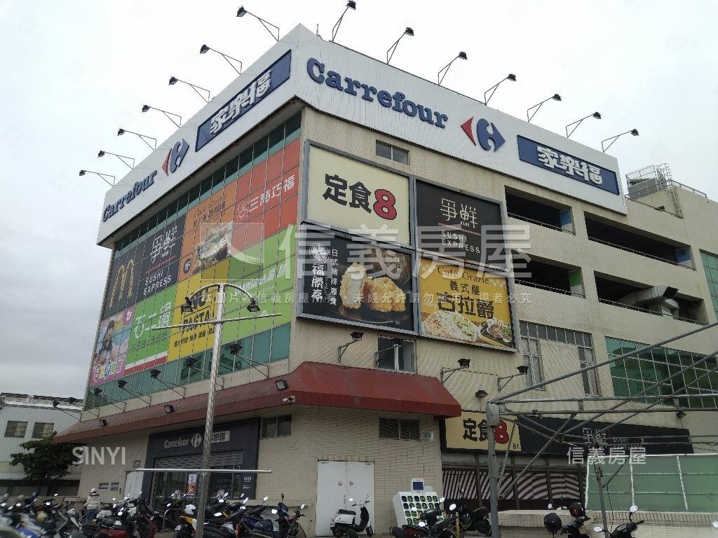 金馬之櫻挑高２房平車房屋室內格局與周邊環境