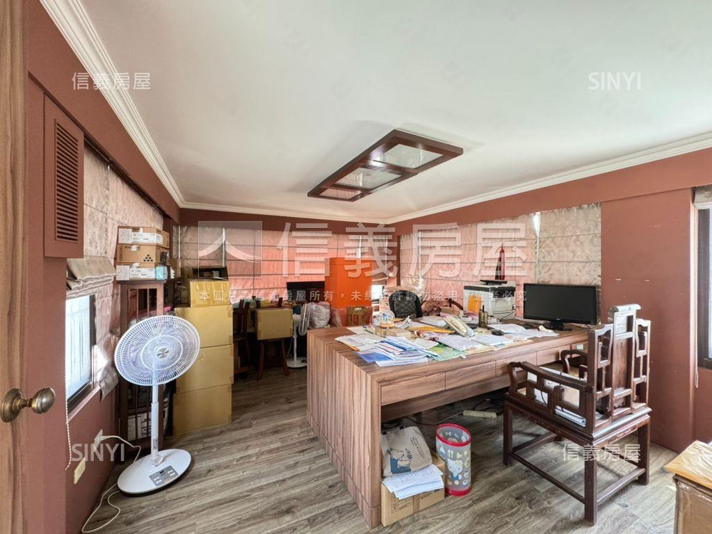 西堤正對面黃金店面房屋室內格局與周邊環境