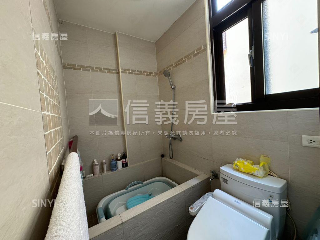 西堤正對面黃金店面房屋室內格局與周邊環境
