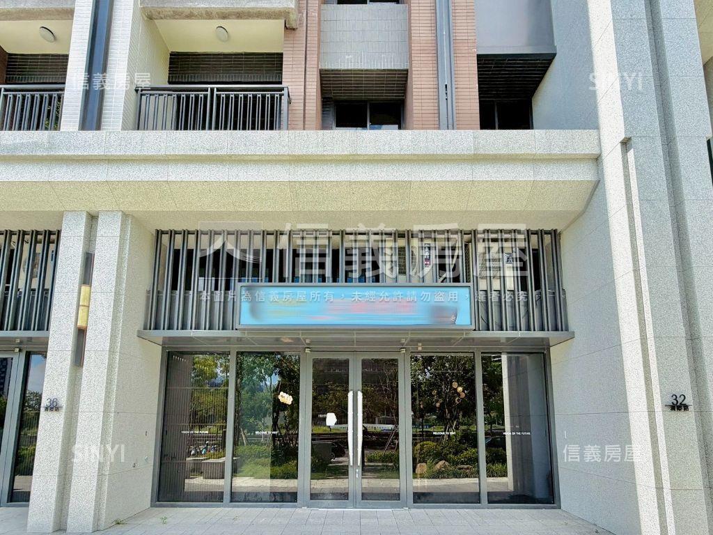 漢神洲際８米寬店面房屋室內格局與周邊環境