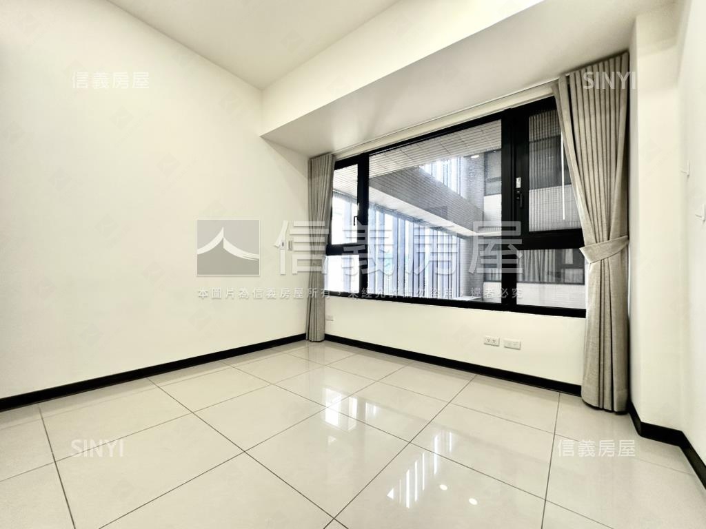 【皇翔ＰＡＲＫ】Ｂ棟邊間房屋室內格局與周邊環境