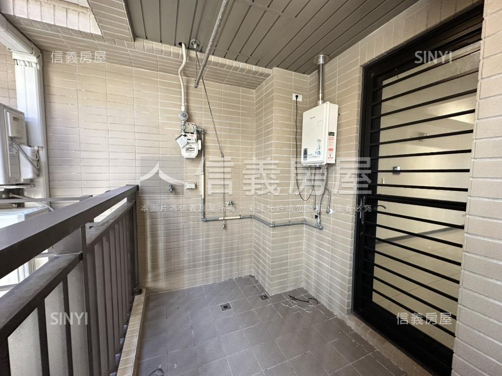 【皇翔ＰＡＲＫ】Ｂ棟邊間房屋室內格局與周邊環境