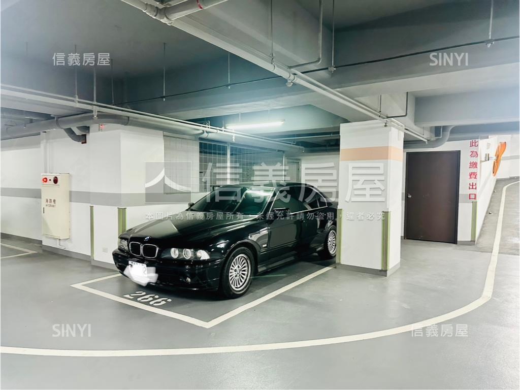 【皇翔ＰＡＲＫ】Ｂ棟邊間房屋室內格局與周邊環境