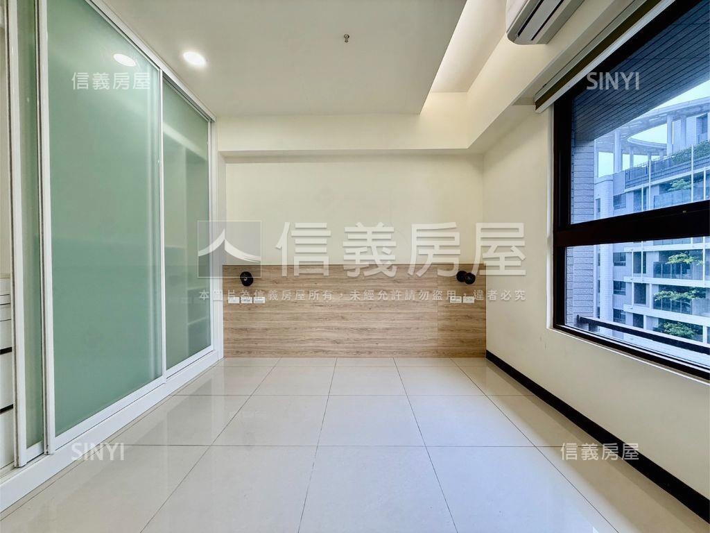 悠活郡高樓三房平車房屋室內格局與周邊環境