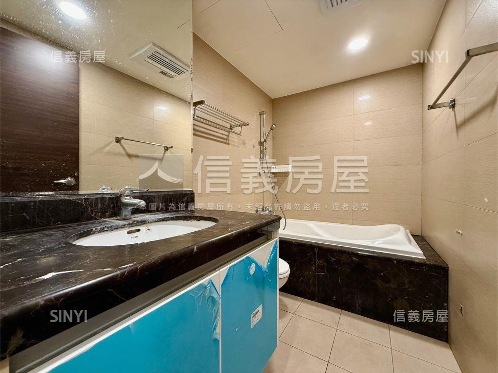 悠活郡高樓三房平車房屋室內格局與周邊環境