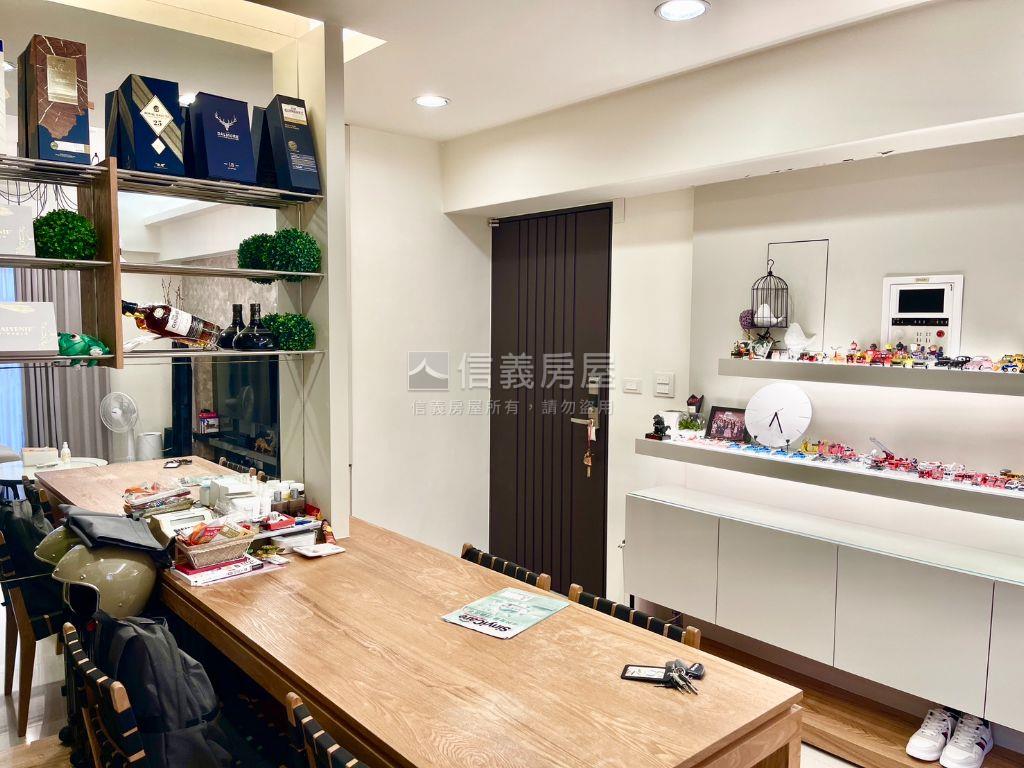 小港名發新境三房平車美宅房屋室內格局與周邊環境