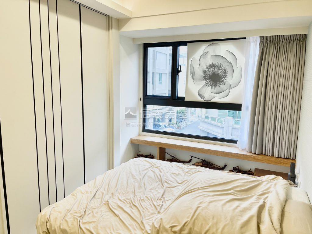 小港名發新境三房平車美宅房屋室內格局與周邊環境