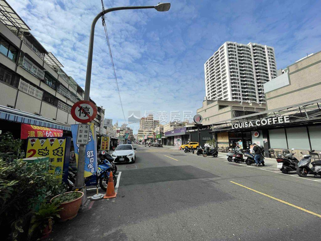小港名發新境三房平車美宅房屋室內格局與周邊環境