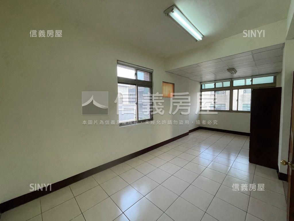 中華路大地坪邊間透天房屋室內格局與周邊環境