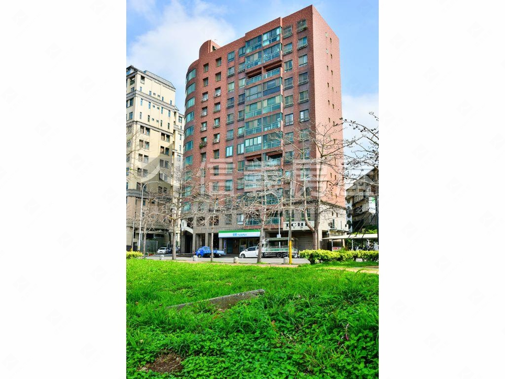 麗池公元美三房好視野房屋室內格局與周邊環境