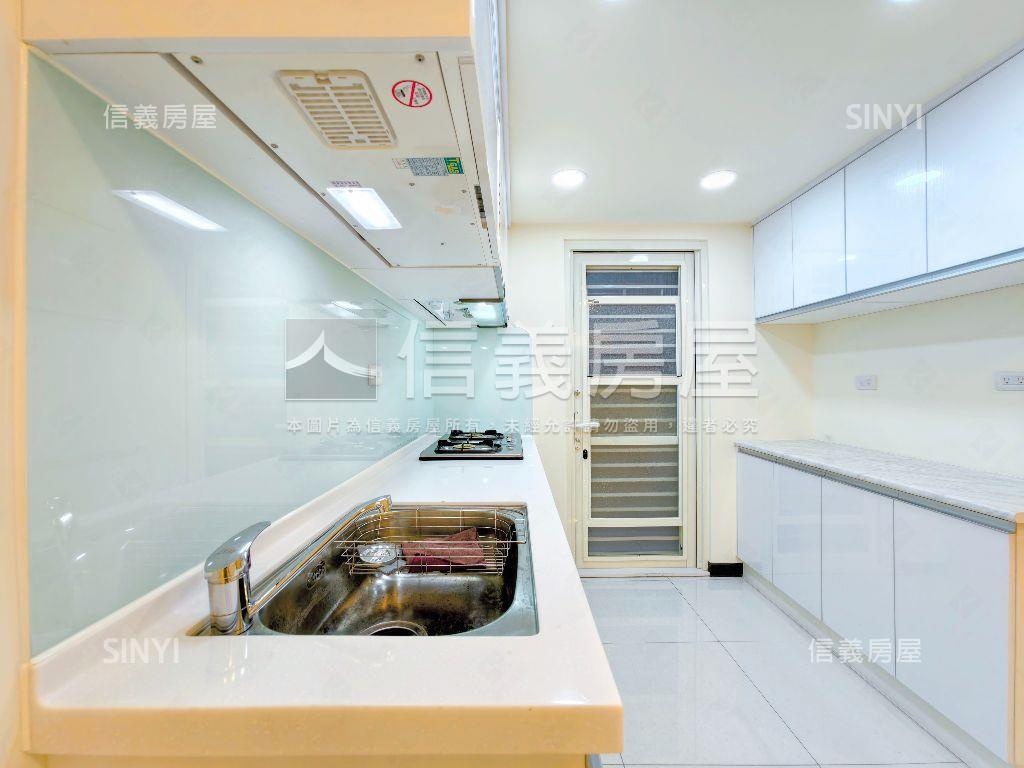 延吉街幸福裝潢３樓房屋室內格局與周邊環境