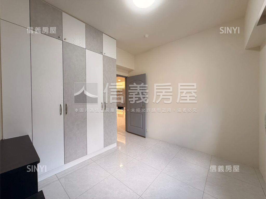 強！全新裝潢三房直達平車房屋室內格局與周邊環境