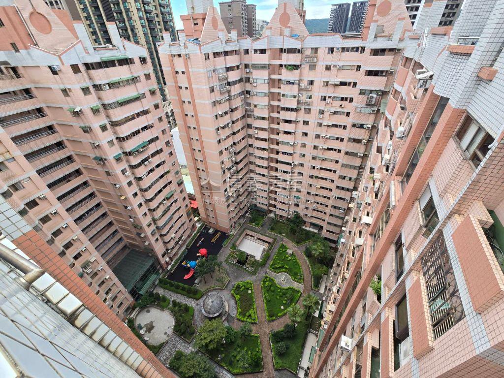 天下大觀溫馨裝潢景觀三房房屋室內格局與周邊環境
