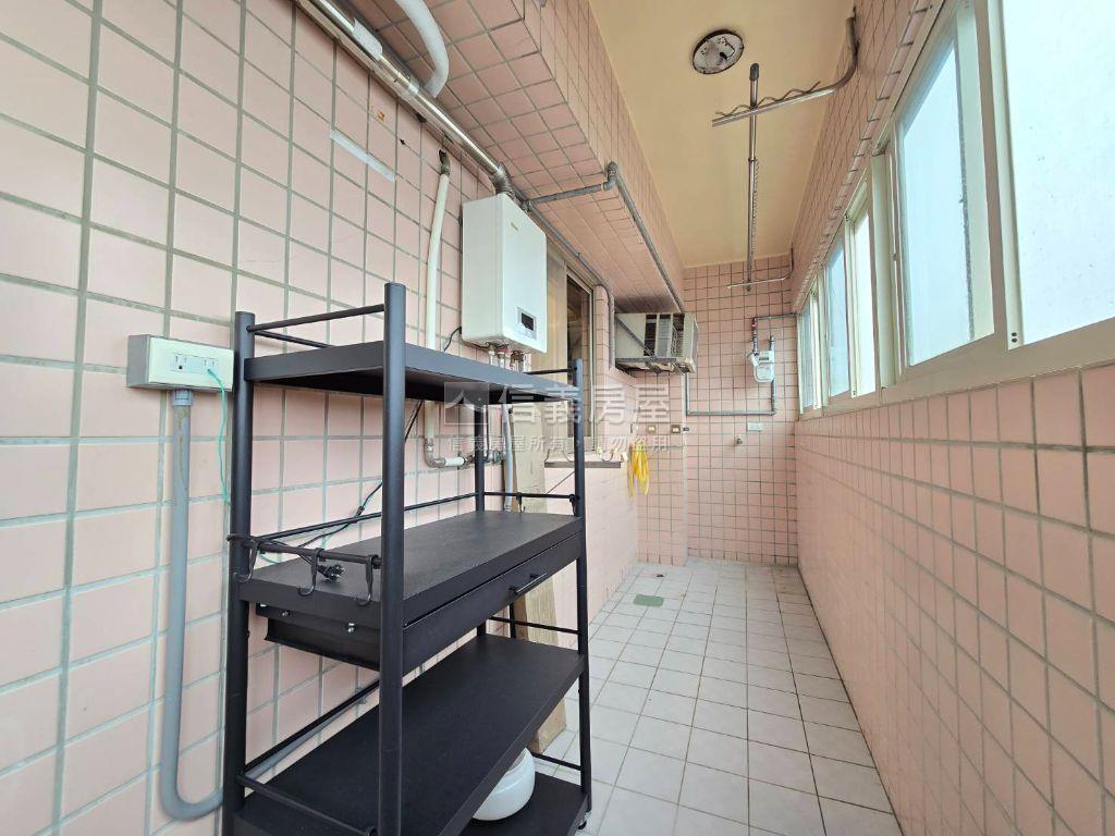 天下大觀溫馨裝潢景觀三房房屋室內格局與周邊環境