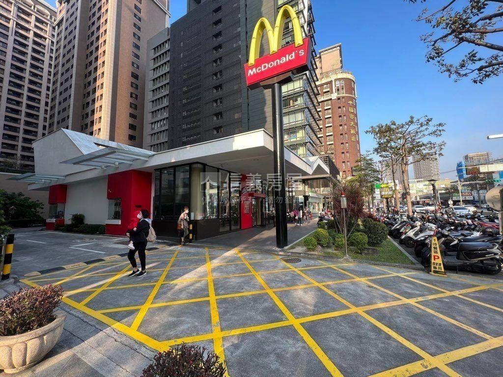 天下大觀溫馨裝潢景觀三房房屋室內格局與周邊環境