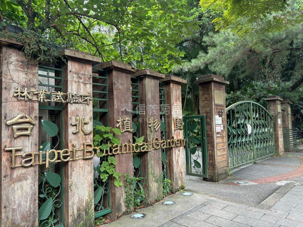 久等了南海學園三房次頂樓房屋室內格局與周邊環境