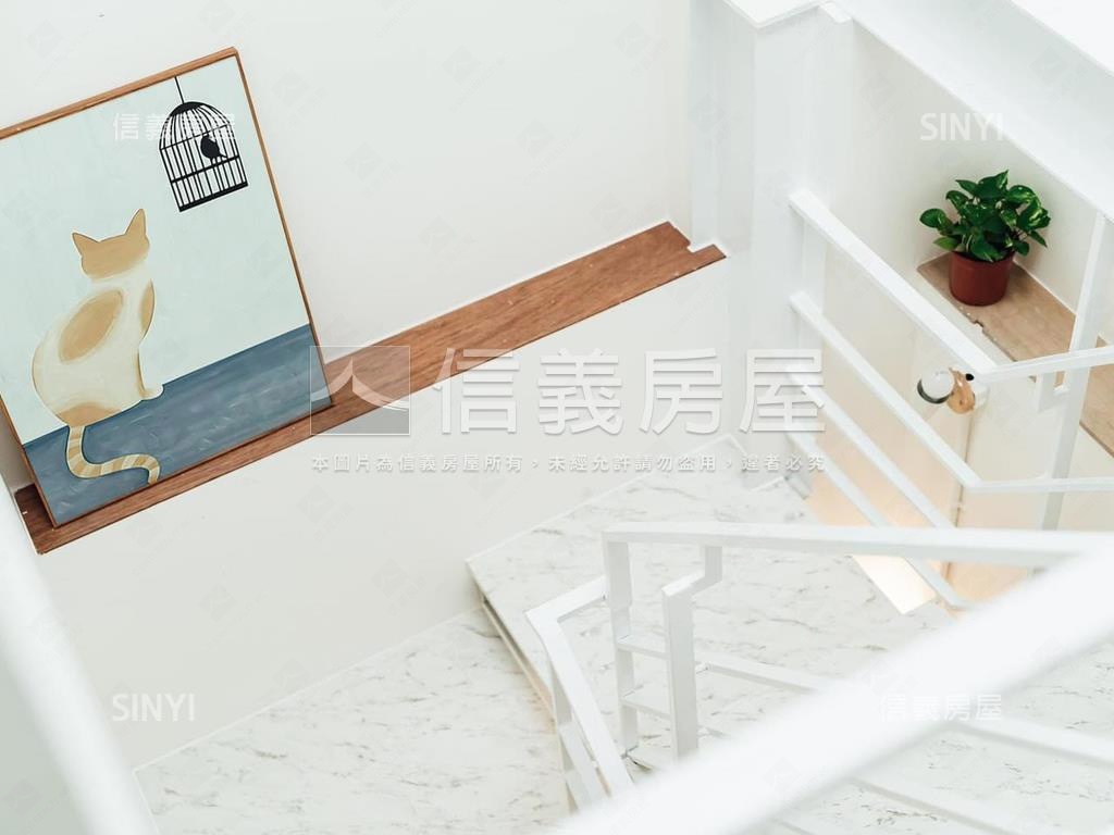 林森正路邊間面寬收租透店房屋室內格局與周邊環境