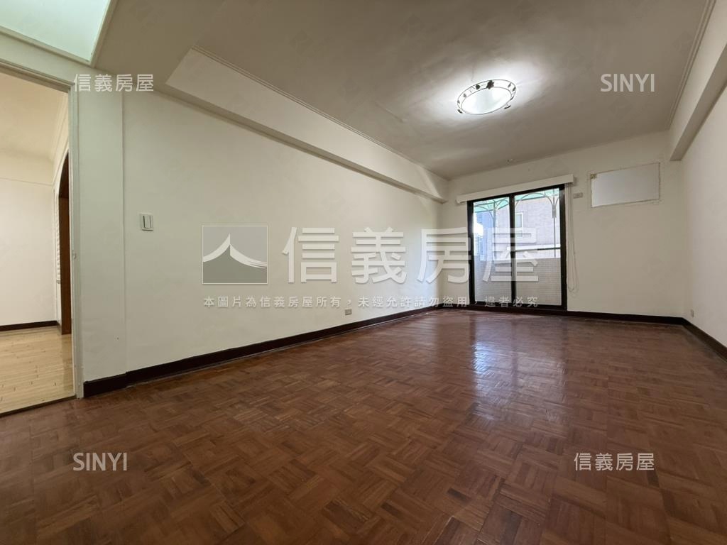 榮總特區電梯四房房屋室內格局與周邊環境