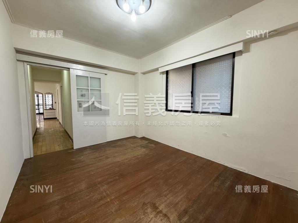 榮總特區電梯四房房屋室內格局與周邊環境