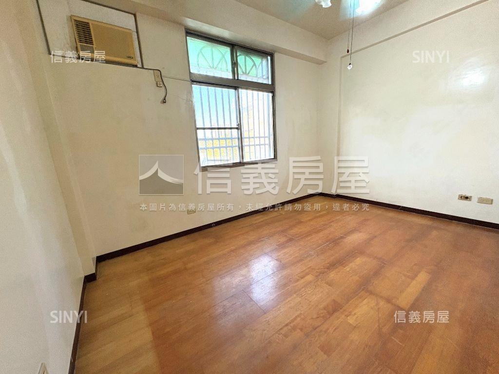 南區興農公園旁透天房屋室內格局與周邊環境