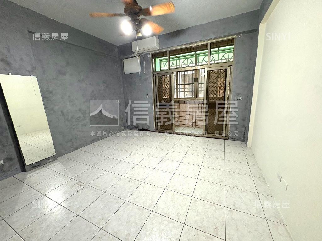 南區興農公園旁透天房屋室內格局與周邊環境