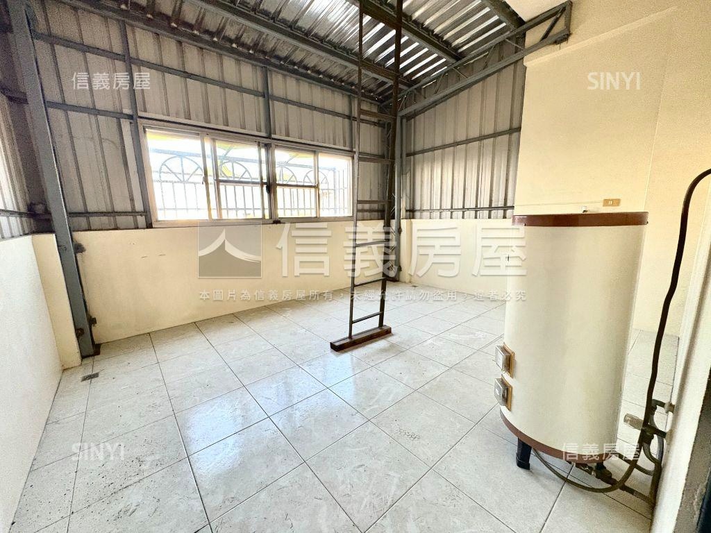 南區興農公園旁透天房屋室內格局與周邊環境