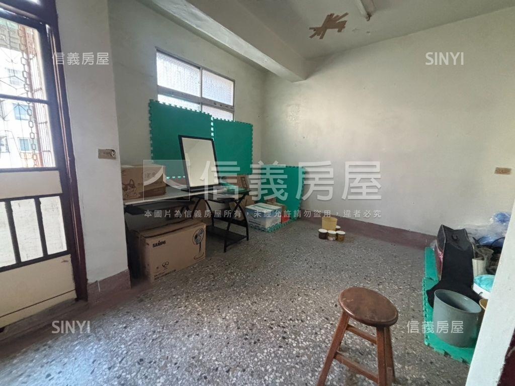 近彰師大美透天房屋室內格局與周邊環境