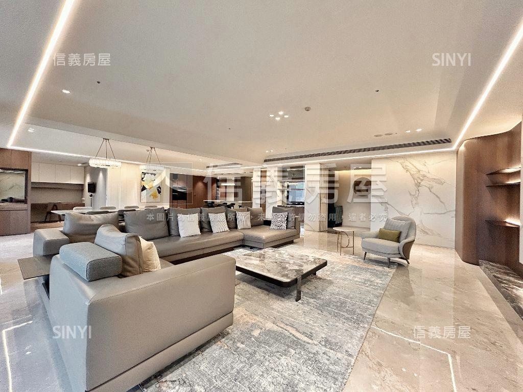 遠雄九五時尚豪華２１樓房屋室內格局與周邊環境