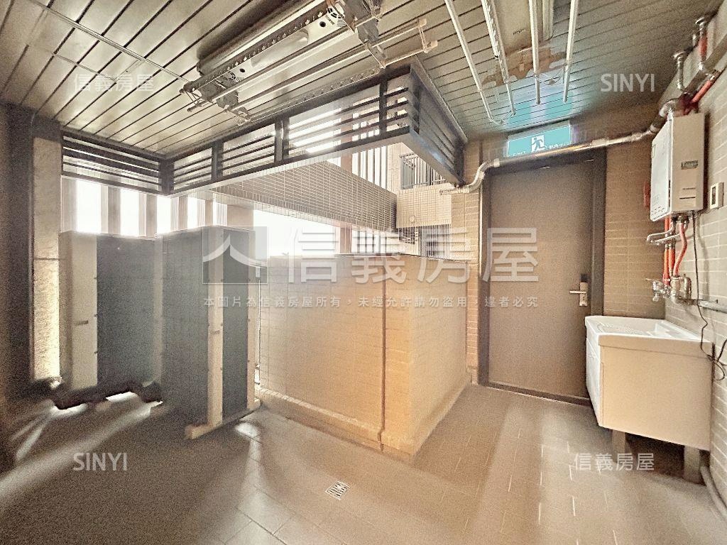 遠雄九五時尚豪華２１樓房屋室內格局與周邊環境