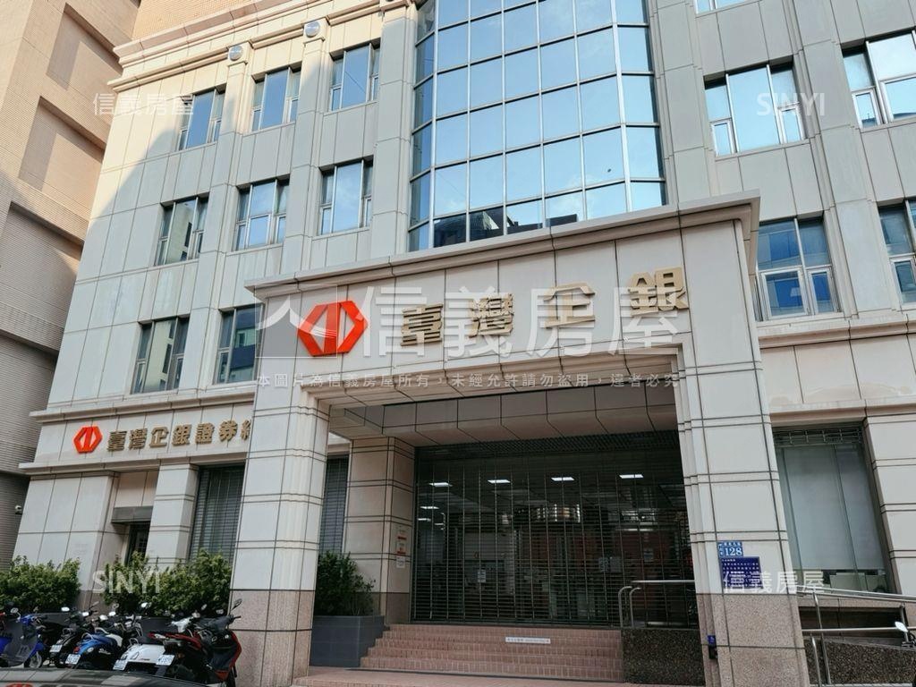 椰林深耕挑高公園景觀宅房屋室內格局與周邊環境
