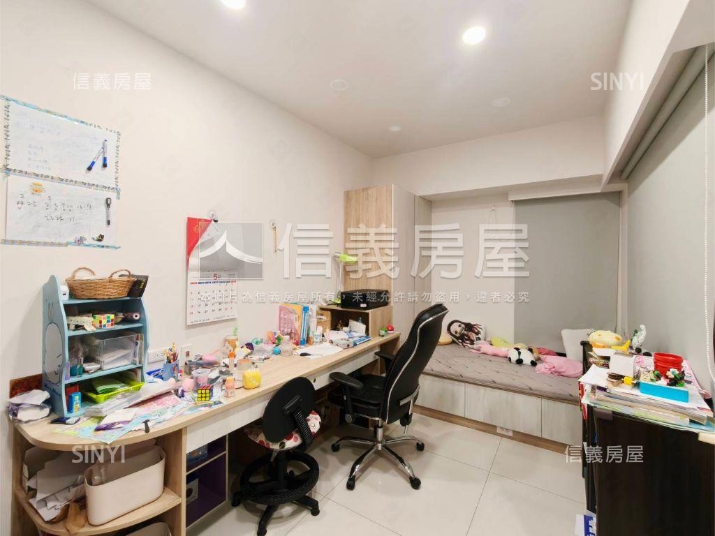 【通戶】日健隱～四房車位房屋室內格局與周邊環境
