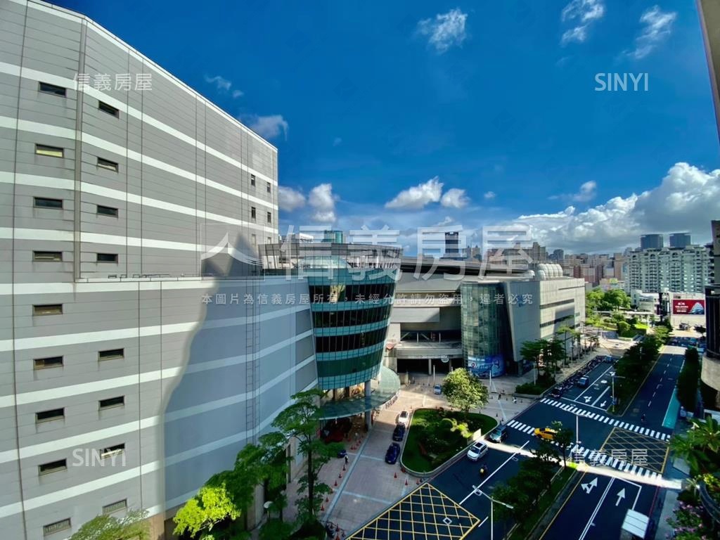 巨蛋‧首席採光三房平車房屋室內格局與周邊環境