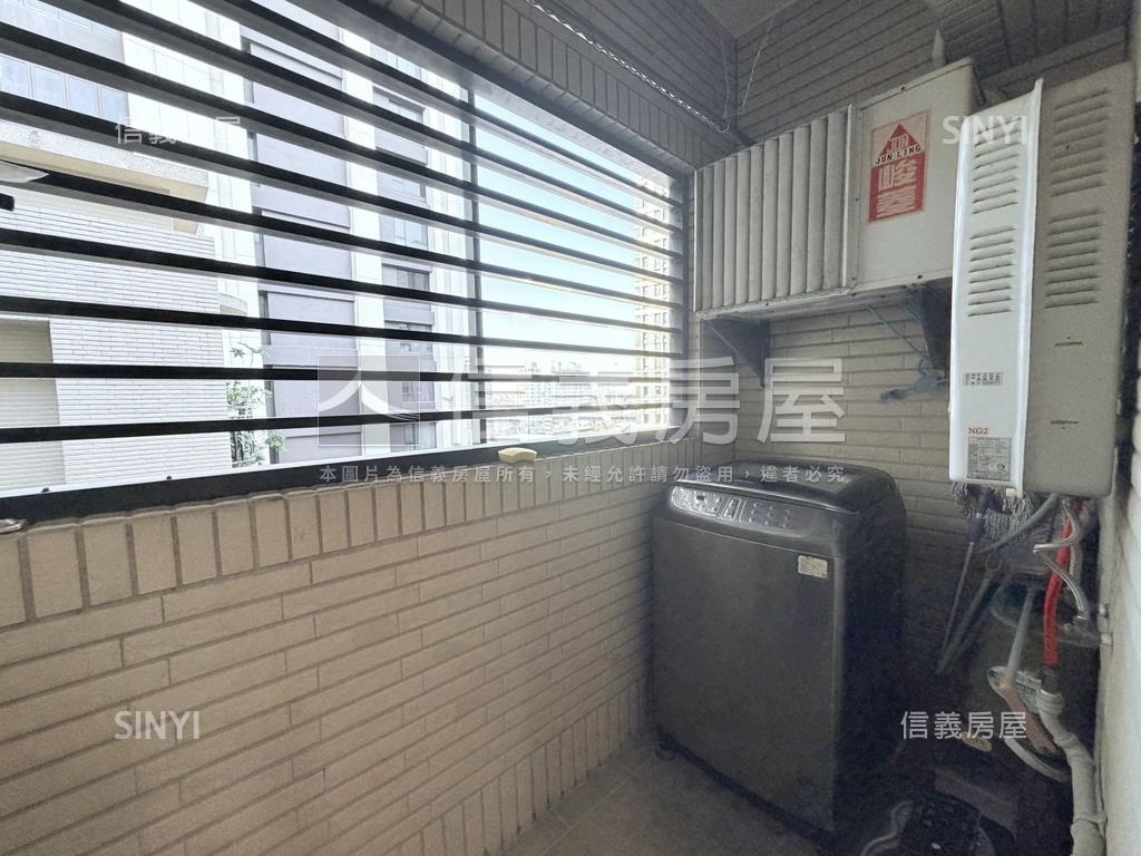 巨蛋‧首席採光三房平車房屋室內格局與周邊環境