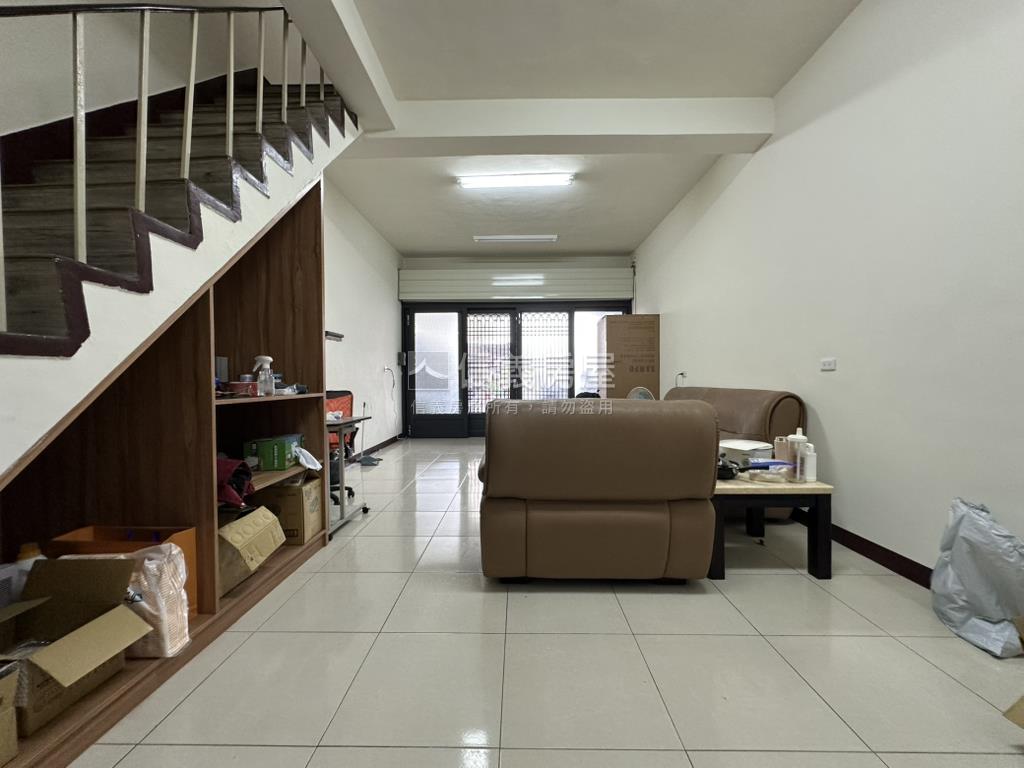 近東區｜採光佳整理透天房屋室內格局與周邊環境