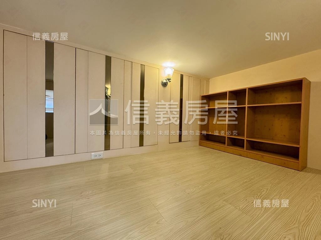 晴光捷運金磚全天管理高樓房屋室內格局與周邊環境
