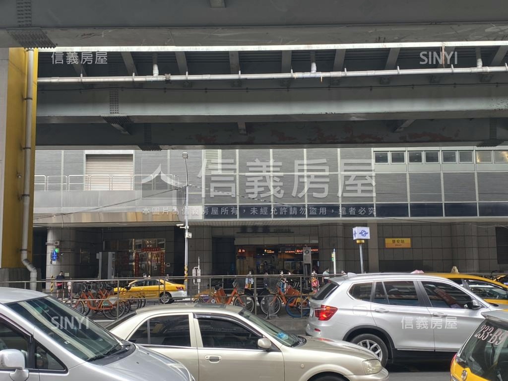 景安優雅三面採光電梯兩房房屋室內格局與周邊環境