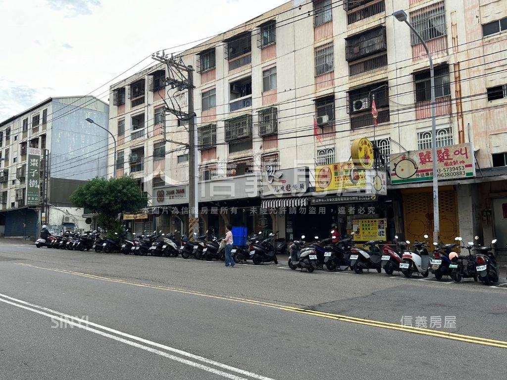 清大黃金商圈一樓住店房屋室內格局與周邊環境