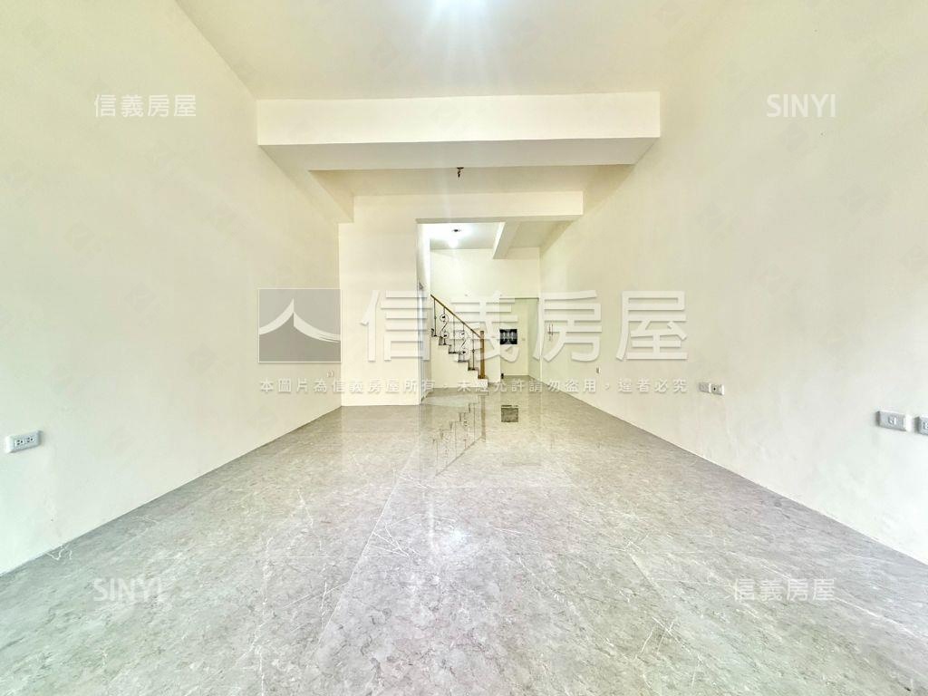 仁武裝潢好透天房屋室內格局與周邊環境