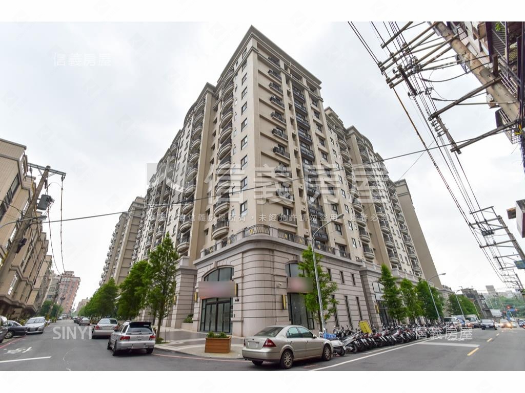 鼎藏二期舒適三房車位房屋室內格局與周邊環境