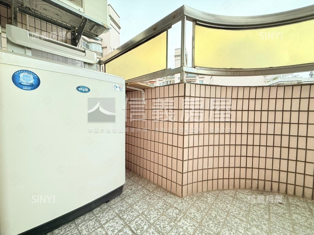 梅川鮮境景觀首排三房平車房屋室內格局與周邊環境