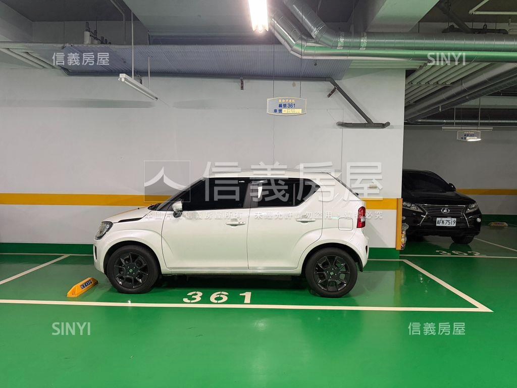 和平世紀麗晶車位Ｉ房屋室內格局與周邊環境
