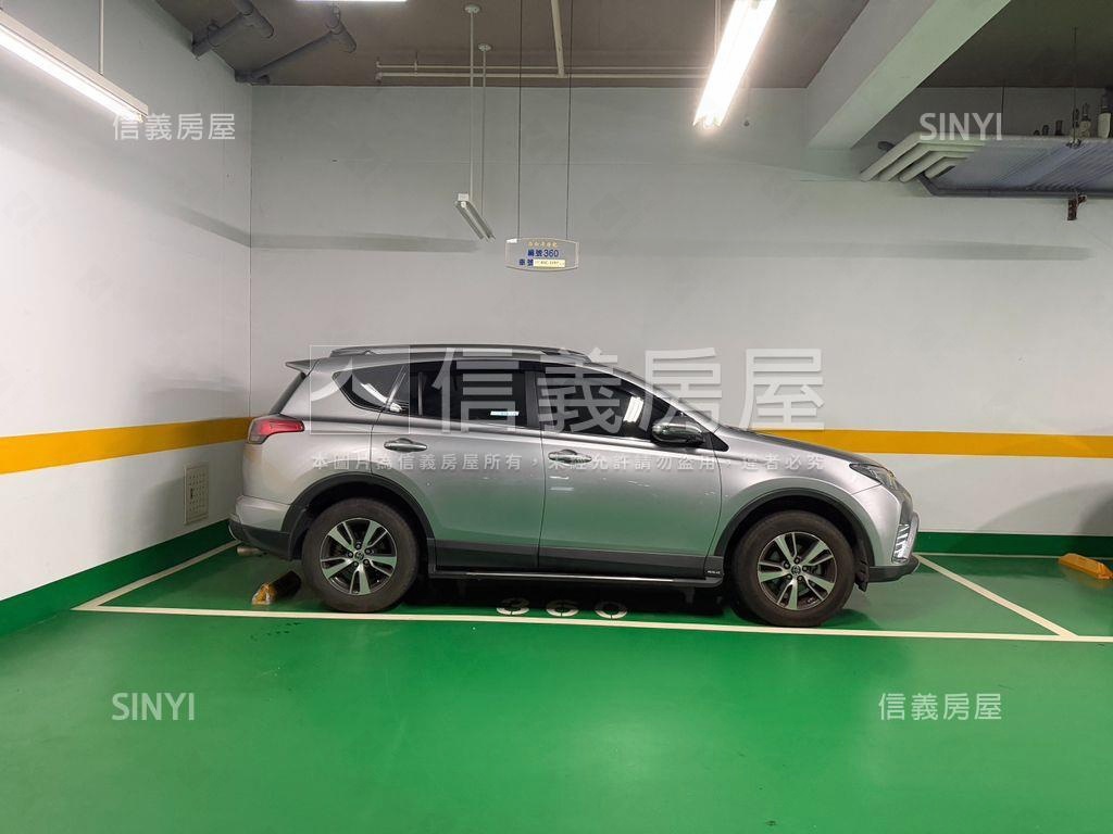 和平世紀麗晶車位Ｉ房屋室內格局與周邊環境