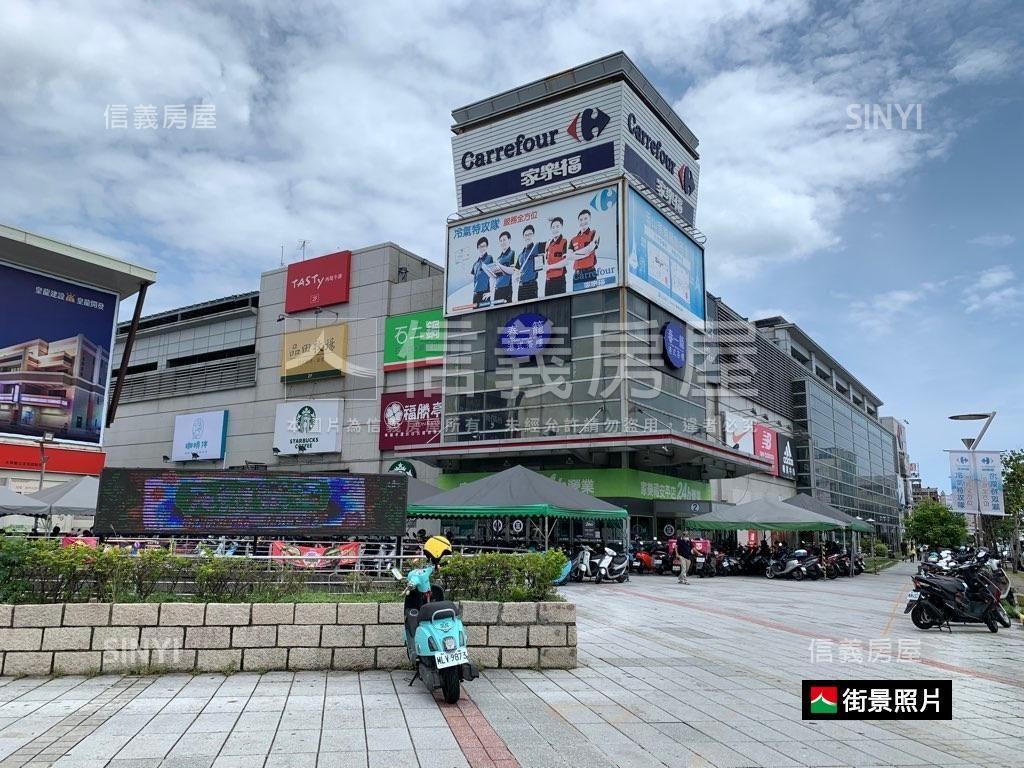 市政家樂福角窗收租店面房屋室內格局與周邊環境