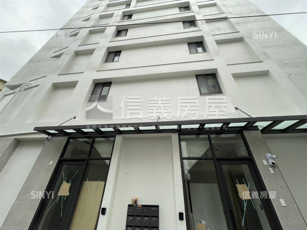 新民旁全新電梯加蓋美透套房屋室內格局與周邊環境