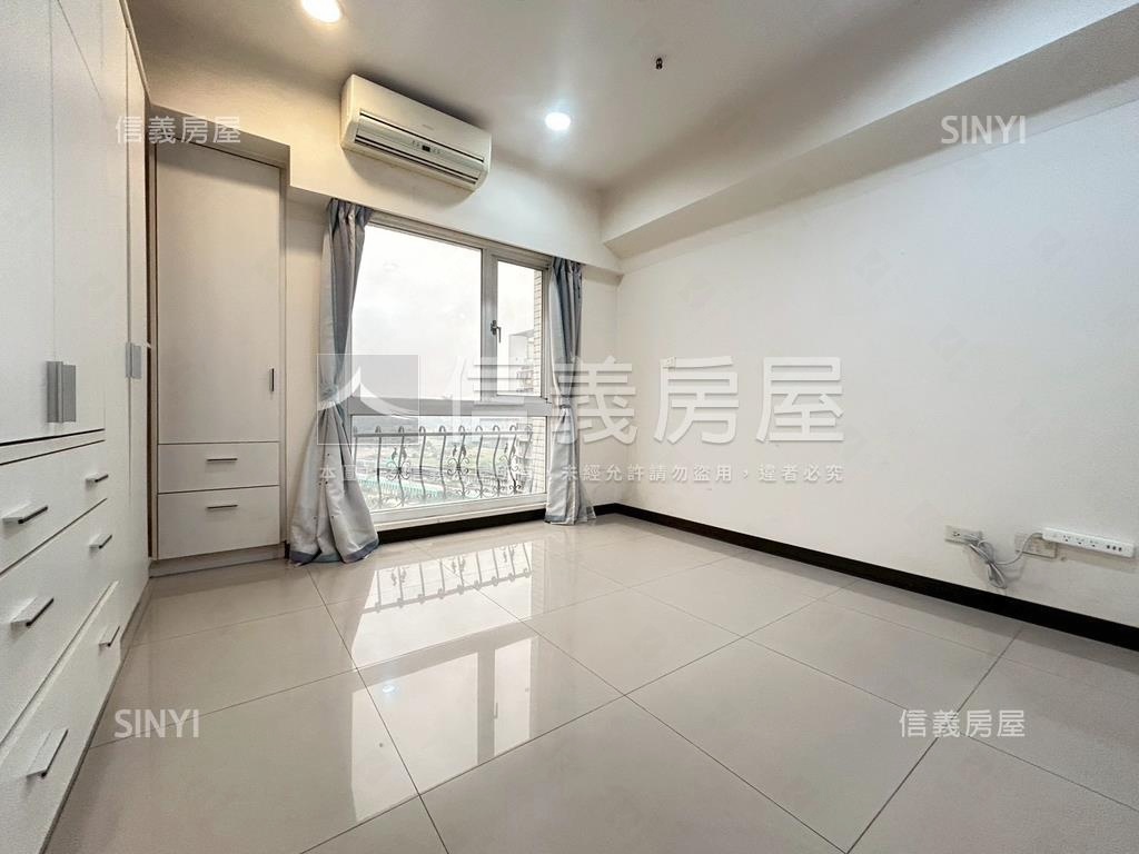 法國香榭１房１廳美宅房屋室內格局與周邊環境