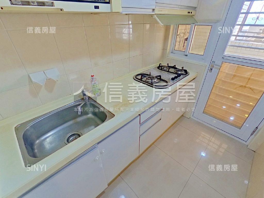 法國香榭１房１廳美宅房屋室內格局與周邊環境