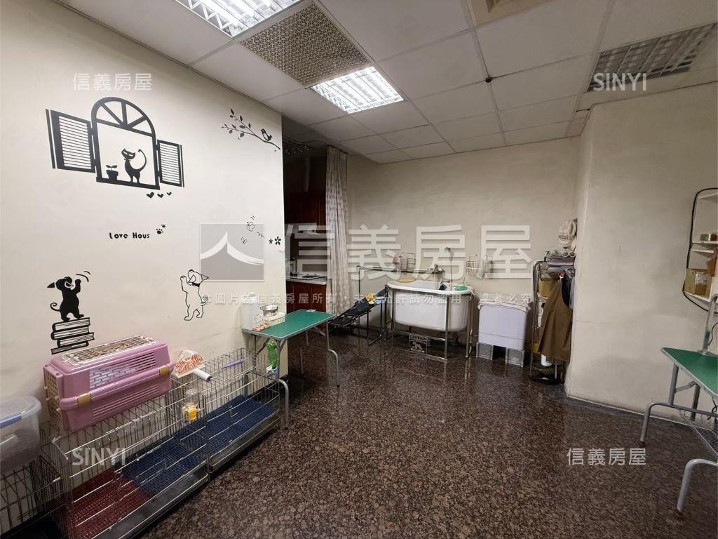 宜誠臻邸精華人潮店鋪房屋室內格局與周邊環境