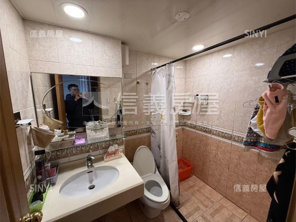 宜誠臻邸精華人潮店鋪房屋室內格局與周邊環境