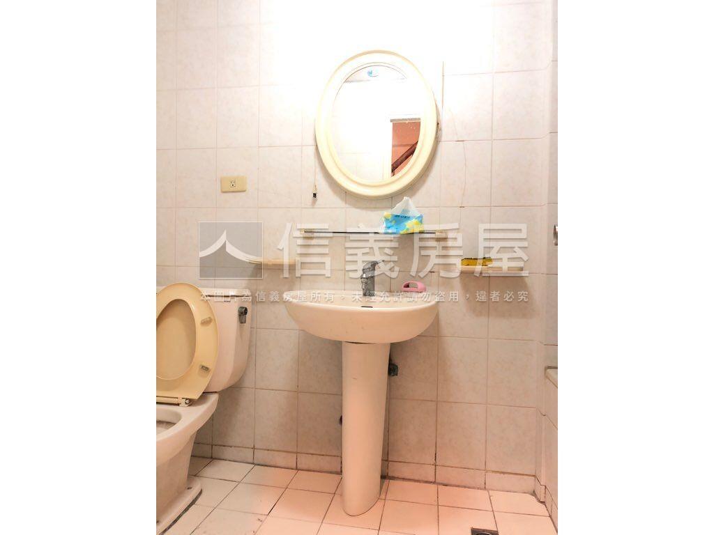 【正向心南路】黃金透店房屋室內格局與周邊環境