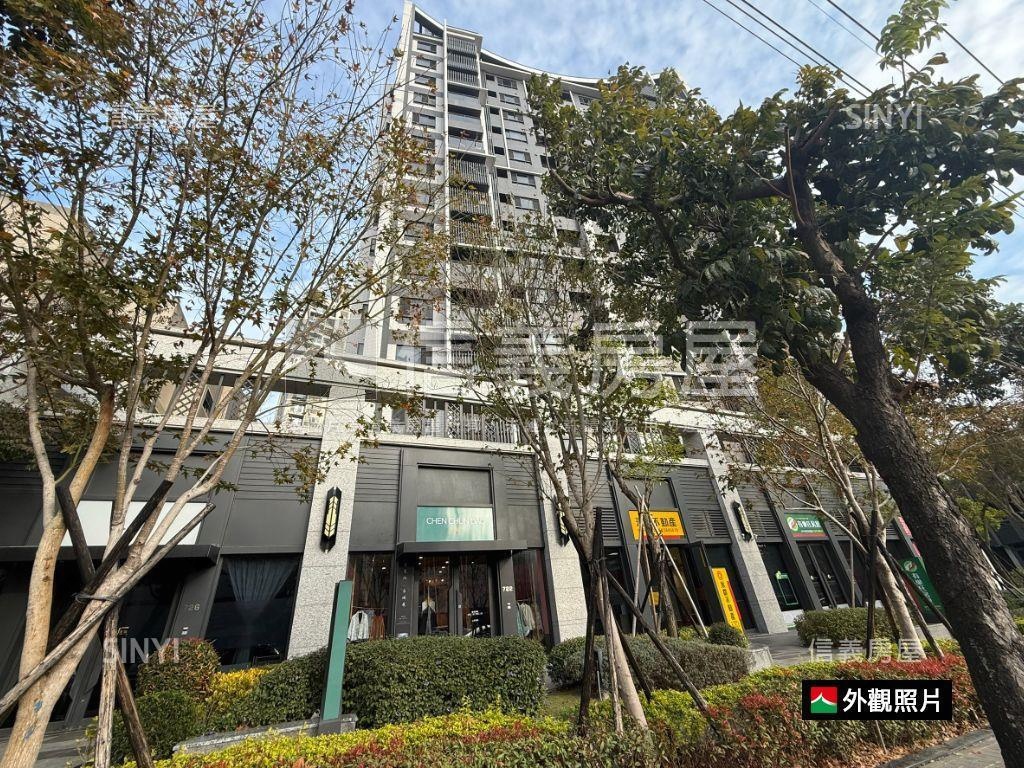 臨２０米路黎明商圈純店鋪房屋室內格局與周邊環境